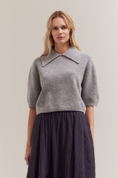 Collar Neck Lt Grey Swt